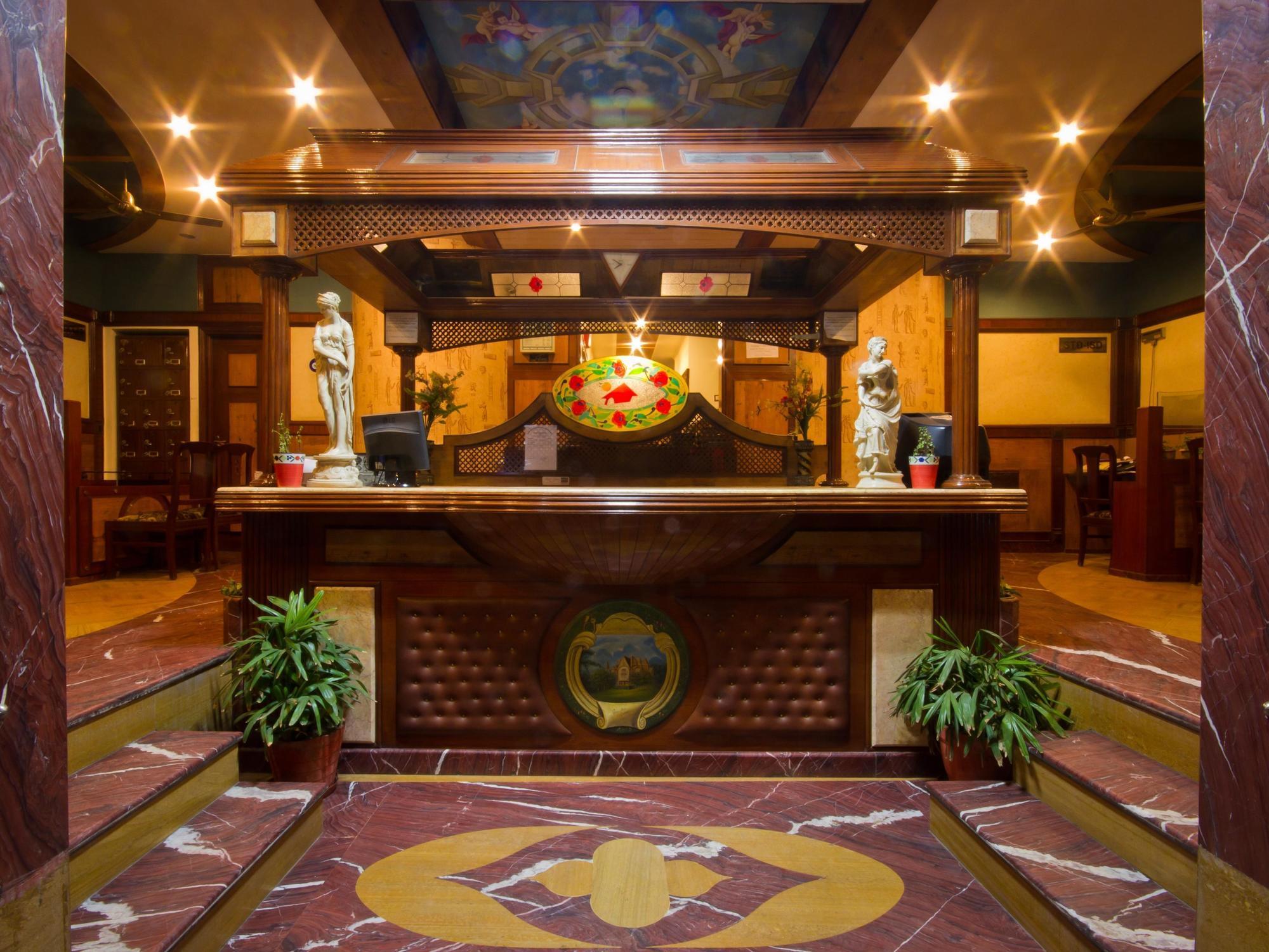 Hotel Sunstar Grand Дели Экстерьер фото